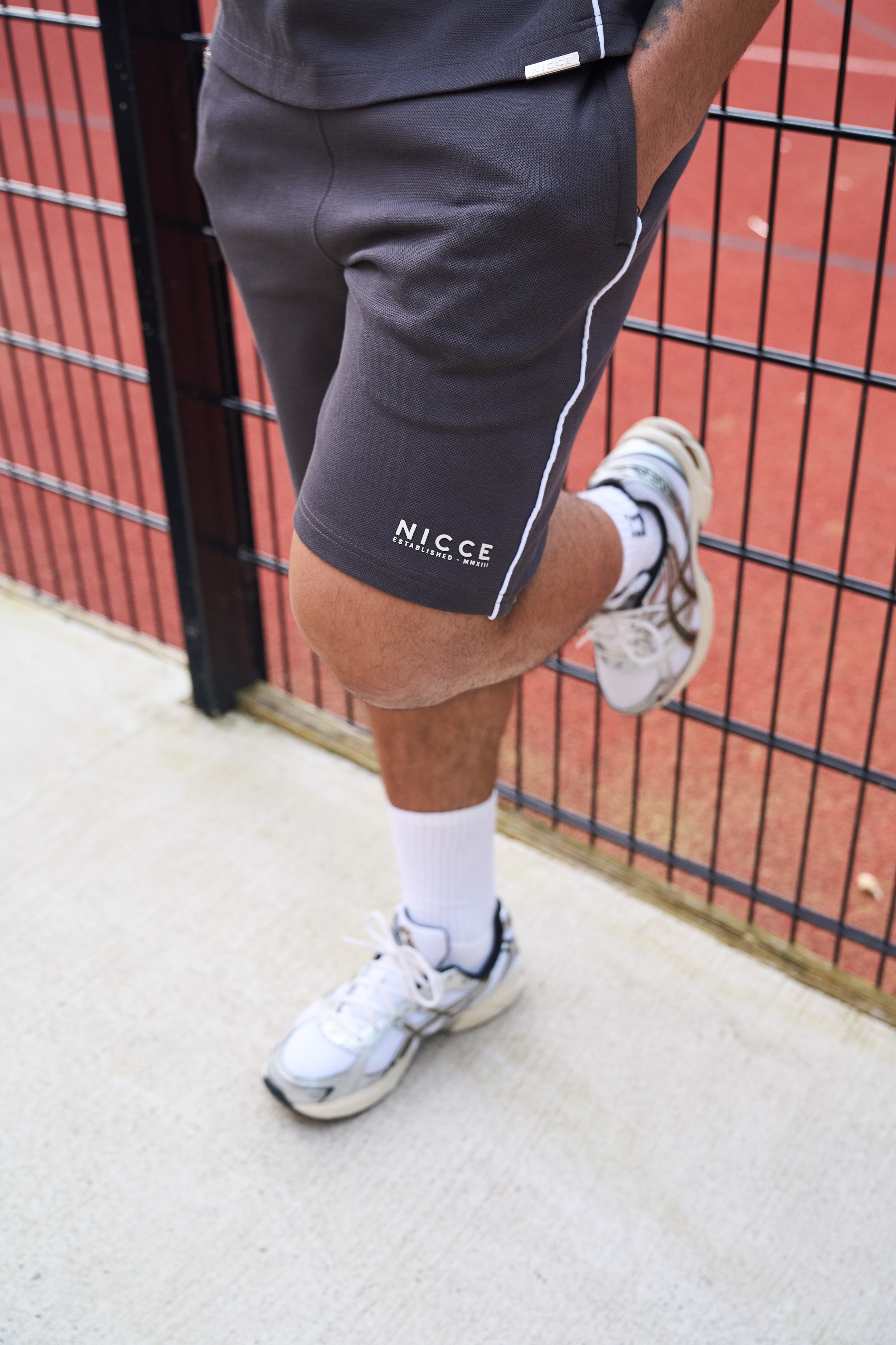 Piper Shorts Coal